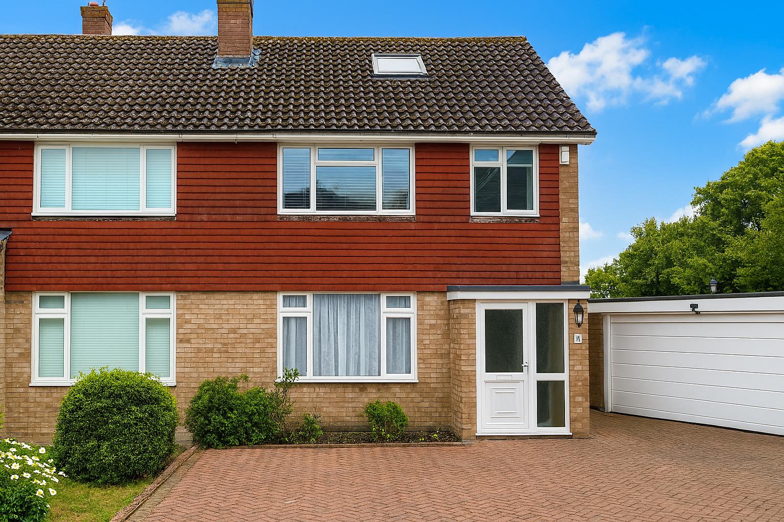 4 bed property in Badgers Way, Hastings